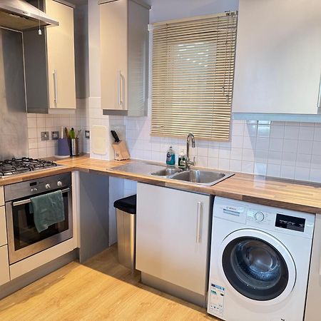 London Luxury Holiday Home B Exterior photo